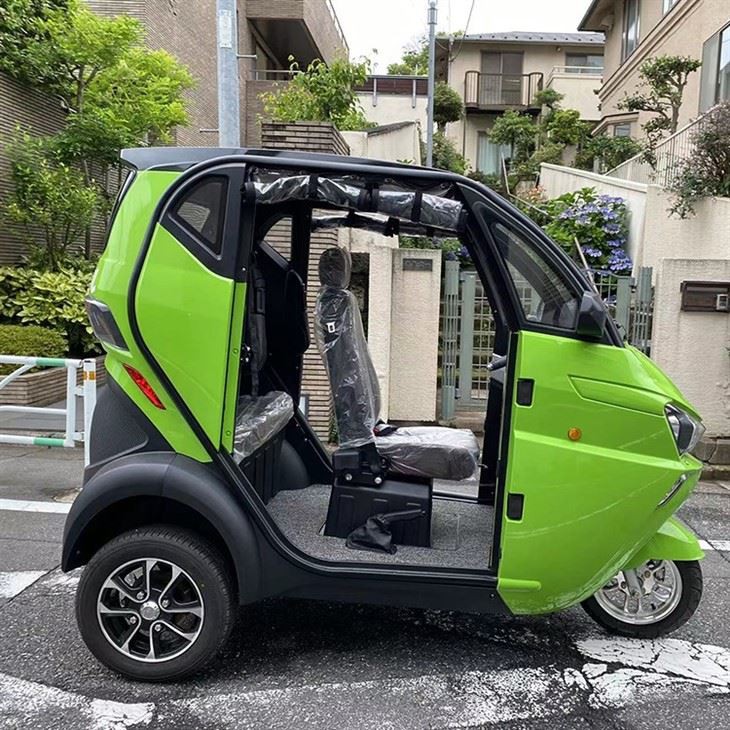 Hot Selling 3-Wheeler Tricycle Electric Motorcycle With Closed Cabin Hot Selling 3-Wheeler Tricycle Electric Motorcycle With Closed Cabin