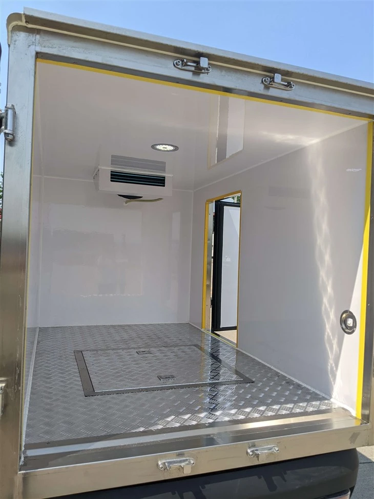 China Factory Mini Electric Van Low Price Delivery Car price